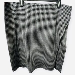 J. Jill Houndstooth Skirt with Faux Wrap Design | XL | Pull-on | Stretchy!